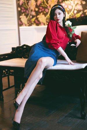 《部长送醉酒丈夫回家》免费观看