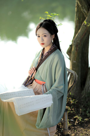 浮日尽欢BY黛妃