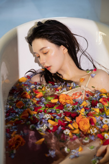 少女初恋吃小头头免费高清观看